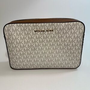 Michael Kors Jet Set Large Printed Logo Crossbody Bag